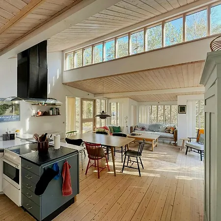 Forest House Near Bakka Harbor And Kadeau בית נופש *